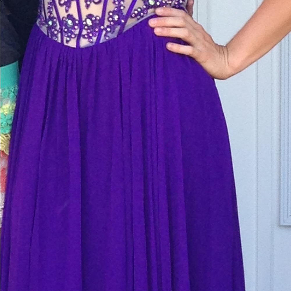 Prom / Pageant Dress - Picture 2 of 3